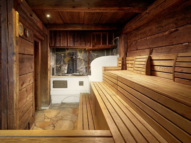 Auf in Ihr De-luxe-Wellnesshotel im Stubaital