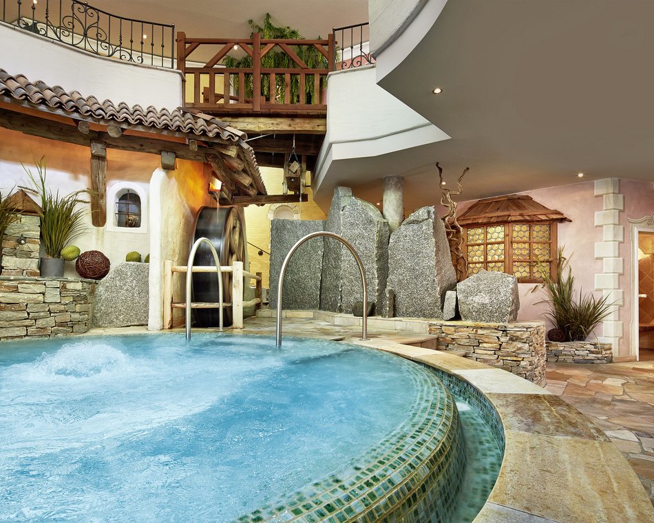 Willkommen im einzigen 5-Sterne-Hotel im Stubaital!